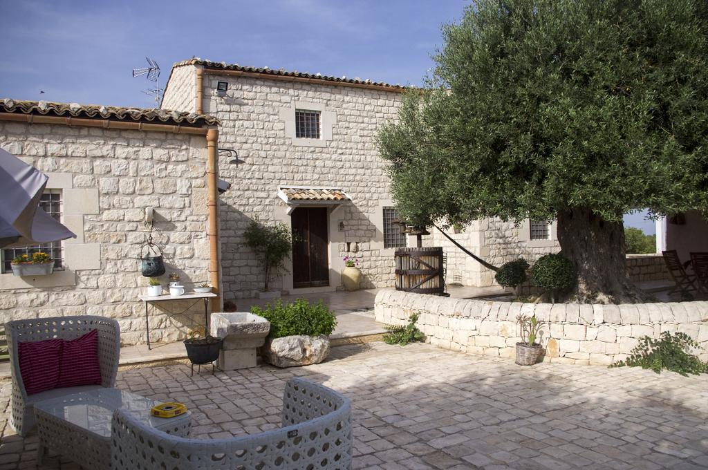 La Casazza - Country House Apartamento Rosolini Quarto foto