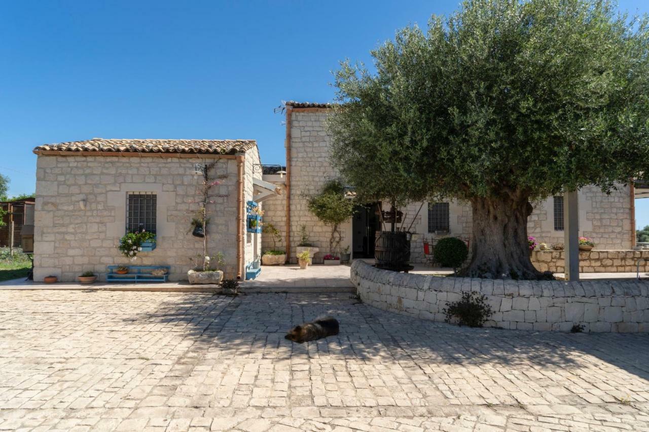 La Casazza - Country House Apartamento Rosolini Exterior foto
